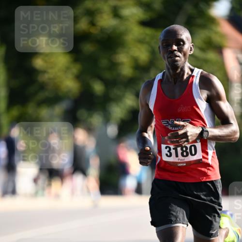 01.09.2024 - BARMER Alsterlauf Dr. Thomas Lammeyer http://msf.ph/oto/6887369 01.09.2024 09:19:44 Laufen 3180 meine-sportfotos.de