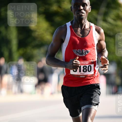 01.09.2024 - BARMER Alsterlauf Dr. Thomas Lammeyer http://msf.ph/oto/6887371 01.09.2024 09:19:44 Laufen 35, 5180 meine-sportfotos.de