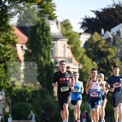 01.09.2024 - BARMER Alsterlauf Dr. Thomas Lammeyer http://msf.ph/oto/6887378 01.09.2024 09:19:58 Laufen 3571, 4752, 2906, 2524, 83 meine-sportfotos.de