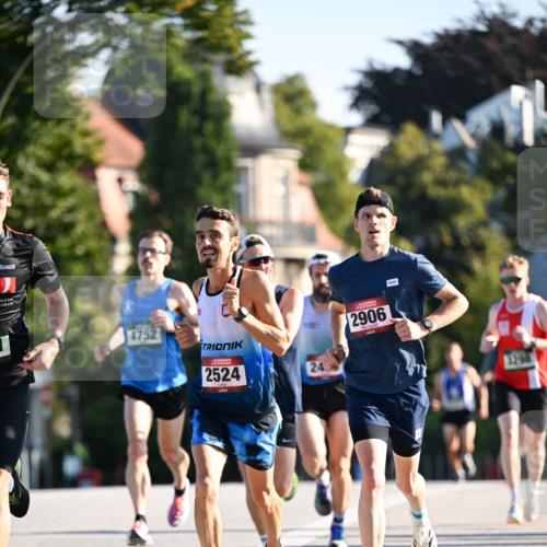 01.09.2024 - BARMER Alsterlauf Dr. Thomas Lammeyer http://msf.ph/oto/6887393 01.09.2024 09:20:00 Laufen 2524, 24, 2906, 1208 meine-sportfotos.de