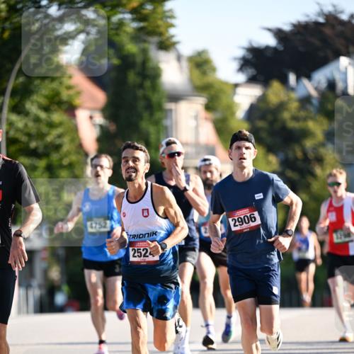 01.09.2024 - BARMER Alsterlauf Dr. Thomas Lammeyer http://msf.ph/oto/6887394 01.09.2024 09:20:00 Laufen 4752, 0, 252, 2906 meine-sportfotos.de