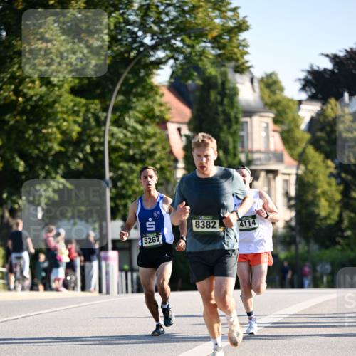 01.09.2024 - BARMER Alsterlauf Dr. Thomas Lammeyer http://msf.ph/oto/6887423 01.09.2024 09:20:06 Laufen 8382, 4114, 5267 meine-sportfotos.de
