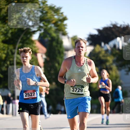 01.09.2024 - BARMER Alsterlauf Dr. Thomas Lammeyer http://msf.ph/oto/6887463 01.09.2024 09:20:19 Laufen 2527, 3729 meine-sportfotos.de