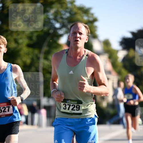 01.09.2024 - BARMER Alsterlauf Dr. Thomas Lammeyer http://msf.ph/oto/6887469 01.09.2024 09:20:20 Laufen 5, 527, 3729 meine-sportfotos.de