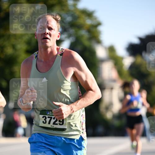 01.09.2024 - BARMER Alsterlauf Dr. Thomas Lammeyer http://msf.ph/oto/6887471 01.09.2024 09:20:20 Laufen 35, 3729 meine-sportfotos.de