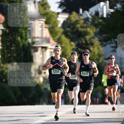 01.09.2024 - BARMER Alsterlauf Dr. Thomas Lammeyer http://msf.ph/oto/6887492 01.09.2024 09:20:31 Laufen 3251, 4455, 8047 meine-sportfotos.de
