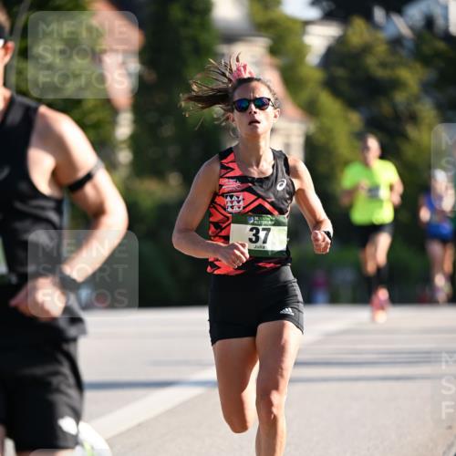 01.09.2024 - BARMER Alsterlauf Dr. Thomas Lammeyer http://msf.ph/oto/6887512 01.09.2024 09:20:35 Laufen 35, 37 meine-sportfotos.de