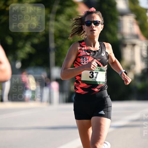 01.09.2024 - BARMER Alsterlauf Dr. Thomas Lammeyer http://msf.ph/oto/6887516 01.09.2024 09:20:36 Laufen 37 meine-sportfotos.de