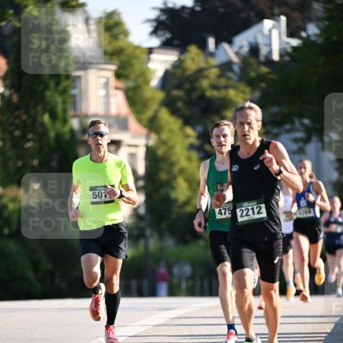01.09.2024 - BARMER Alsterlauf Dr. Thomas Lammeyer http://msf.ph/oto/6887525 01.09.2024 09:20:38 Laufen 501, 475, 2212 meine-sportfotos.de