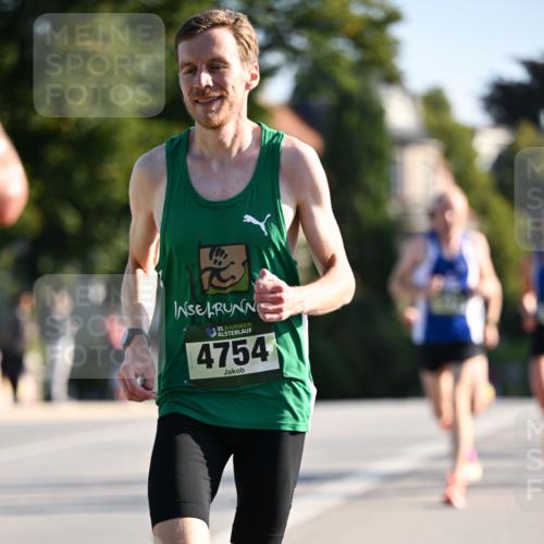 01.09.2024 - BARMER Alsterlauf Dr. Thomas Lammeyer http://msf.ph/oto/6887547 01.09.2024 09:20:41 Laufen 35, 4754 meine-sportfotos.de