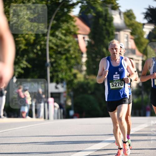 01.09.2024 - BARMER Alsterlauf Dr. Thomas Lammeyer http://msf.ph/oto/6887548 01.09.2024 09:20:41 Laufen 5270 meine-sportfotos.de