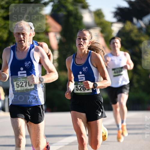 01.09.2024 - BARMER Alsterlauf Dr. Thomas Lammeyer http://msf.ph/oto/6887556 01.09.2024 09:20:43 Laufen 1921, 135, 5270, 5263 meine-sportfotos.de