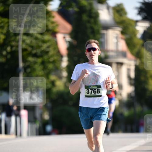 01.09.2024 - BARMER Alsterlauf Dr. Thomas Lammeyer http://msf.ph/oto/6887599 01.09.2024 09:20:56 Laufen 35, 3768 meine-sportfotos.de