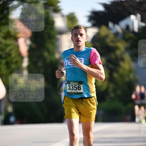 01.09.2024 - BARMER Alsterlauf Dr. Thomas Lammeyer http://msf.ph/oto/6887635 01.09.2024 09:21:04 Laufen 135, 3356 meine-sportfotos.de