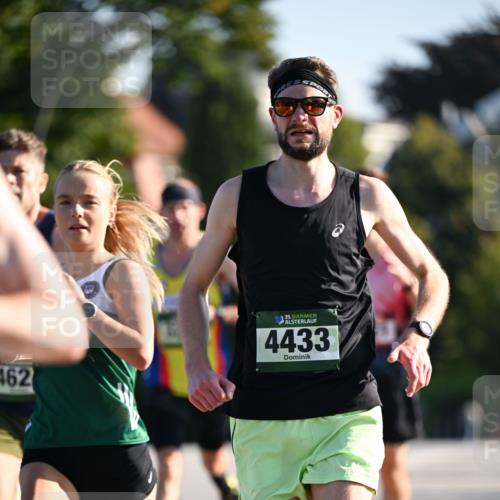 01.09.2024 - BARMER Alsterlauf Dr. Thomas Lammeyer http://msf.ph/oto/6887674 01.09.2024 09:21:13 Laufen 462, 35, 4433 meine-sportfotos.de