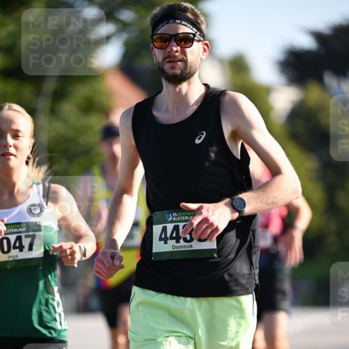 01.09.2024 - BARMER Alsterlauf Dr. Thomas Lammeyer http://msf.ph/oto/6887676 01.09.2024 09:21:13 Laufen 047, 35, 4430 meine-sportfotos.de