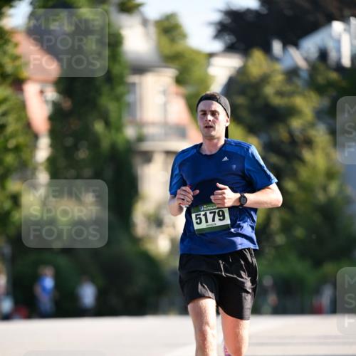 01.09.2024 - BARMER Alsterlauf Dr. Thomas Lammeyer http://msf.ph/oto/6887681 01.09.2024 09:21:17 Laufen 5179 meine-sportfotos.de