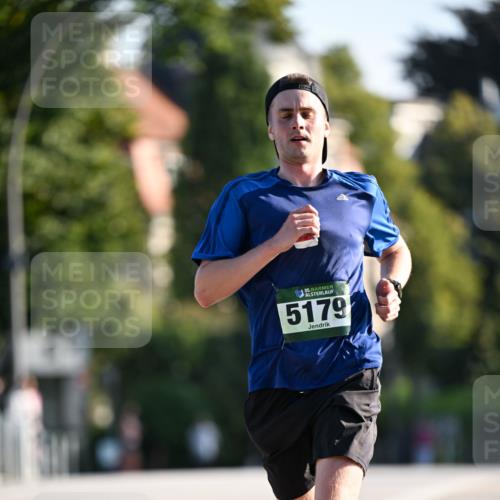 01.09.2024 - BARMER Alsterlauf Dr. Thomas Lammeyer http://msf.ph/oto/6887688 01.09.2024 09:21:18 Laufen 5179 meine-sportfotos.de