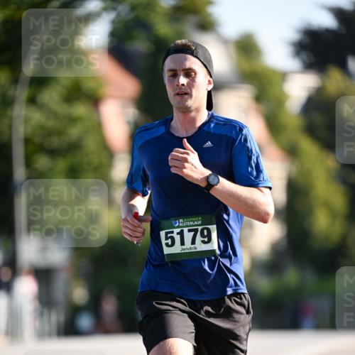 01.09.2024 - BARMER Alsterlauf Dr. Thomas Lammeyer http://msf.ph/oto/6887690 01.09.2024 09:21:18 Laufen 35, 1, 5179 meine-sportfotos.de