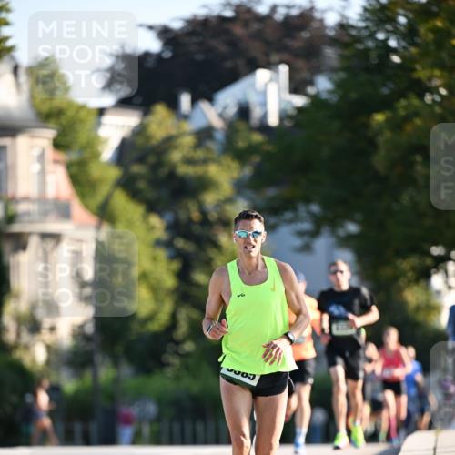 01.09.2024 - BARMER Alsterlauf Dr. Thomas Lammeyer http://msf.ph/oto/6887694 01.09.2024 09:21:22 Laufen  meine-sportfotos.de