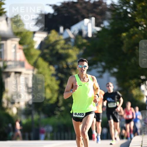01.09.2024 - BARMER Alsterlauf Dr. Thomas Lammeyer http://msf.ph/oto/6887695 01.09.2024 09:21:22 Laufen 0385 meine-sportfotos.de