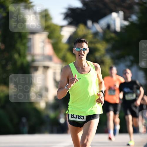 01.09.2024 - BARMER Alsterlauf Dr. Thomas Lammeyer http://msf.ph/oto/6887706 01.09.2024 09:21:23 Laufen 8385 meine-sportfotos.de