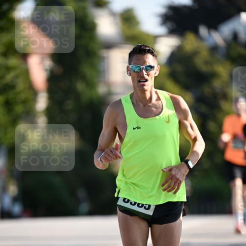01.09.2024 - BARMER Alsterlauf Dr. Thomas Lammeyer http://msf.ph/oto/6887711 01.09.2024 09:21:24 Laufen  meine-sportfotos.de