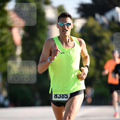 01.09.2024 - BARMER Alsterlauf Dr. Thomas Lammeyer http://msf.ph/oto/6887712 01.09.2024 09:21:24 Laufen 6024, 8385 meine-sportfotos.de