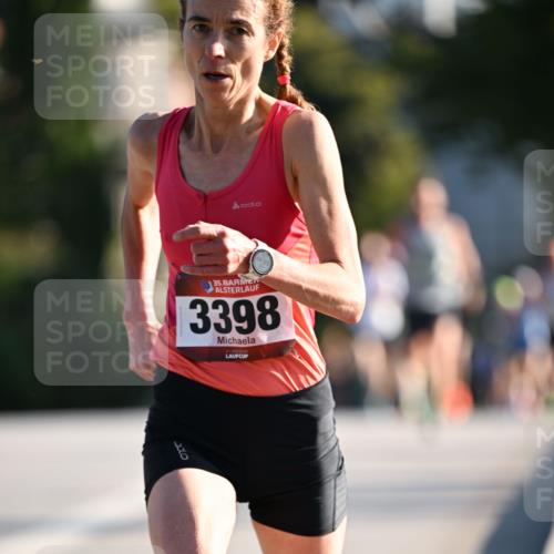 01.09.2024 - BARMER Alsterlauf Dr. Thomas Lammeyer http://msf.ph/oto/6887751 01.09.2024 09:21:33 Laufen 35, 3398 meine-sportfotos.de
