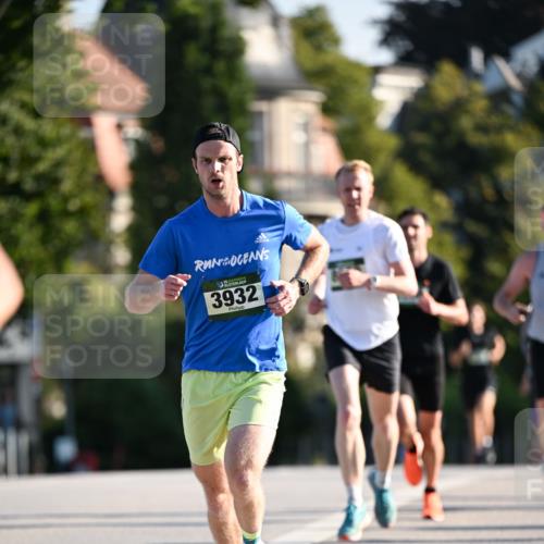 01.09.2024 - BARMER Alsterlauf Dr. Thomas Lammeyer http://msf.ph/oto/6887771 01.09.2024 09:21:38 Laufen 35, 3932 meine-sportfotos.de