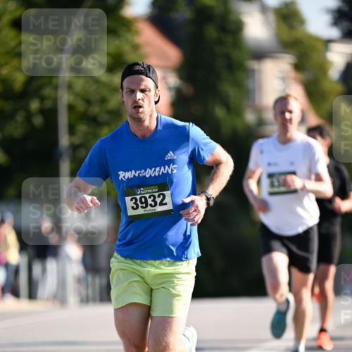 01.09.2024 - BARMER Alsterlauf Dr. Thomas Lammeyer http://msf.ph/oto/6887776 01.09.2024 09:21:39 Laufen 35, 3932 meine-sportfotos.de
