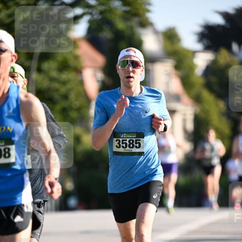 01.09.2024 - BARMER Alsterlauf Dr. Thomas Lammeyer http://msf.ph/oto/6887799 01.09.2024 09:21:45 Laufen 98, 35, 3585 meine-sportfotos.de
