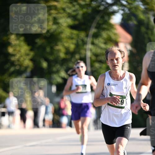 01.09.2024 - BARMER Alsterlauf Dr. Thomas Lammeyer http://msf.ph/oto/6887817 01.09.2024 09:21:48 Laufen 9 meine-sportfotos.de