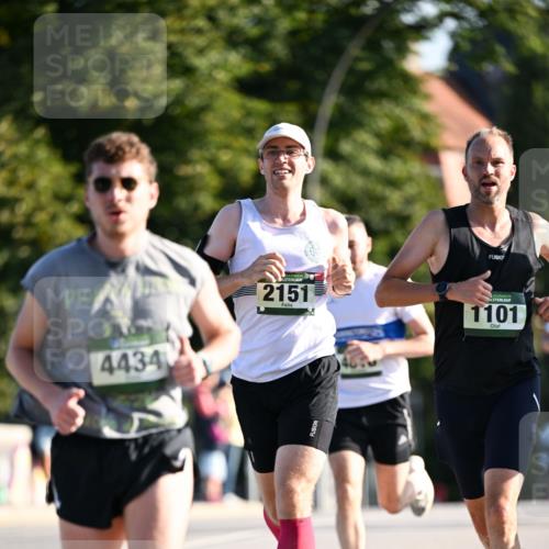 01.09.2024 - BARMER Alsterlauf Dr. Thomas Lammeyer http://msf.ph/oto/6887831 01.09.2024 09:21:51 Laufen 4434, 2151, 1101 meine-sportfotos.de