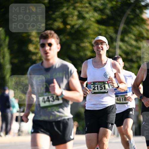 01.09.2024 - BARMER Alsterlauf Dr. Thomas Lammeyer http://msf.ph/oto/6887832 01.09.2024 09:21:51 Laufen 4434, 35, 2151, 4816 meine-sportfotos.de