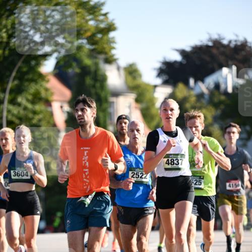 01.09.2024 - BARMER Alsterlauf Dr. Thomas Lammeyer http://msf.ph/oto/6887851 01.09.2024 09:21:55 Laufen 3604, 2522, 4837, 25, 4156 meine-sportfotos.de