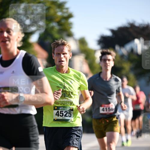 01.09.2024 - BARMER Alsterlauf Dr. Thomas Lammeyer http://msf.ph/oto/6887861 01.09.2024 09:21:57 Laufen 35, 4525, 4156 meine-sportfotos.de