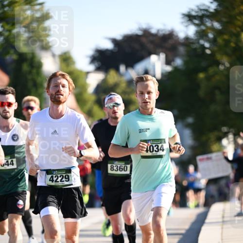 01.09.2024 - BARMER Alsterlauf Dr. Thomas Lammeyer http://msf.ph/oto/6887894 01.09.2024 09:22:03 Laufen 44, 4229, 8360, 135, 4034 meine-sportfotos.de