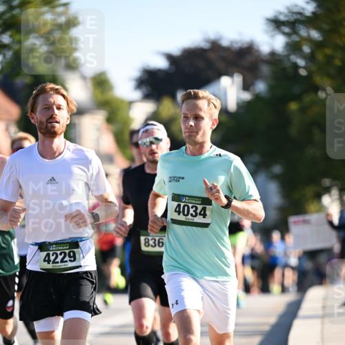 01.09.2024 - BARMER Alsterlauf Dr. Thomas Lammeyer http://msf.ph/oto/6887896 01.09.2024 09:22:03 Laufen 135, 4229, 836, 35, 4034 meine-sportfotos.de