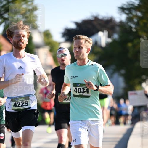 01.09.2024 - BARMER Alsterlauf Dr. Thomas Lammeyer http://msf.ph/oto/6887897 01.09.2024 09:22:03 Laufen 35, 4229, 60, 1135, 4034 meine-sportfotos.de