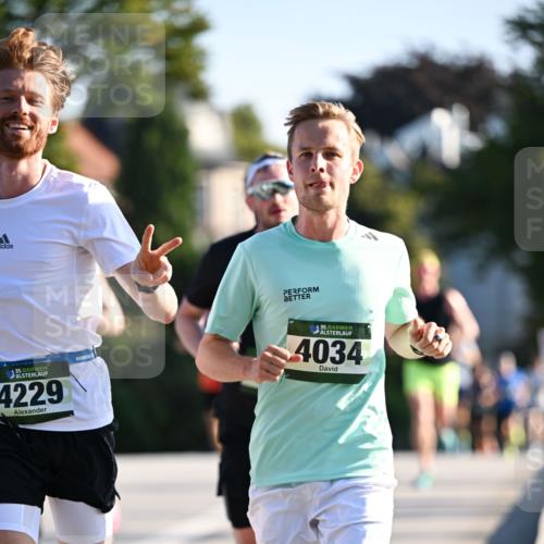 01.09.2024 - BARMER Alsterlauf Dr. Thomas Lammeyer http://msf.ph/oto/6887900 01.09.2024 09:22:04 Laufen 35, 4229, 35, 4034 meine-sportfotos.de
