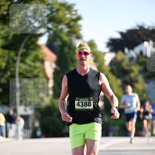 01.09.2024 - BARMER Alsterlauf Dr. Thomas Lammeyer http://msf.ph/oto/6887917 01.09.2024 09:22:08 Laufen 135, 4388 meine-sportfotos.de