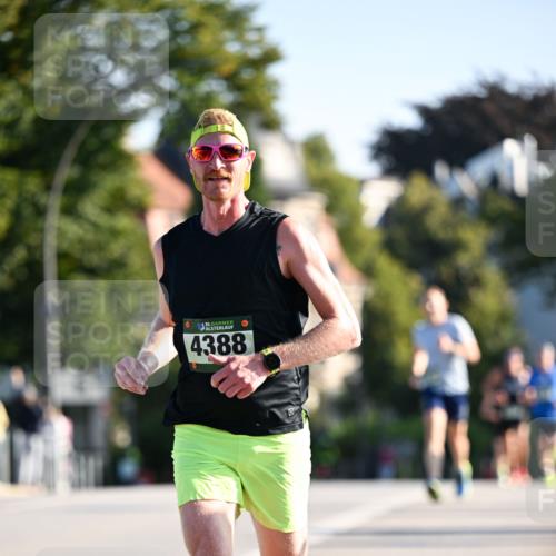 01.09.2024 - BARMER Alsterlauf Dr. Thomas Lammeyer http://msf.ph/oto/6887919 01.09.2024 09:22:08 Laufen 35, 4388 meine-sportfotos.de