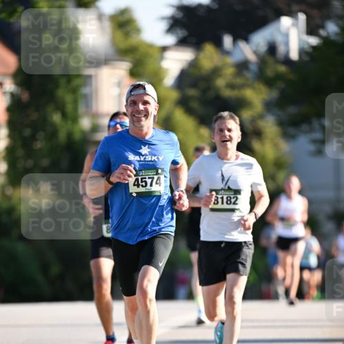 01.09.2024 - BARMER Alsterlauf Dr. Thomas Lammeyer http://msf.ph/oto/6887948 01.09.2024 09:22:14 Laufen 35, 4574, 8182 meine-sportfotos.de
