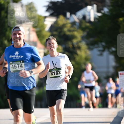 01.09.2024 - BARMER Alsterlauf Dr. Thomas Lammeyer http://msf.ph/oto/6887949 01.09.2024 09:22:15 Laufen 4574, 8182 meine-sportfotos.de