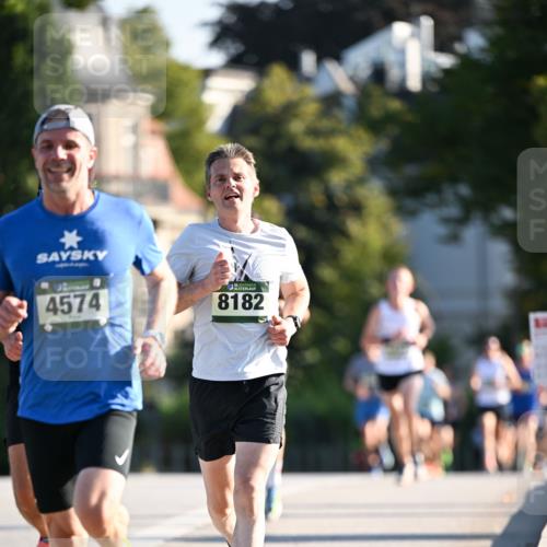 01.09.2024 - BARMER Alsterlauf Dr. Thomas Lammeyer http://msf.ph/oto/6887950 01.09.2024 09:22:15 Laufen 4574, 8182 meine-sportfotos.de