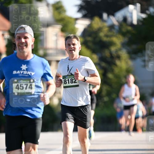 01.09.2024 - BARMER Alsterlauf Dr. Thomas Lammeyer http://msf.ph/oto/6887952 01.09.2024 09:22:15 Laufen 4574, 35, 8182 meine-sportfotos.de