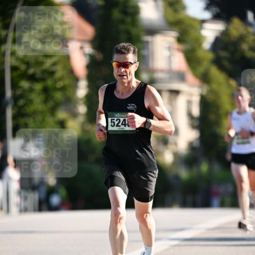 01.09.2024 - BARMER Alsterlauf Dr. Thomas Lammeyer http://msf.ph/oto/6887967 01.09.2024 09:22:17 Laufen 35, 5248 meine-sportfotos.de