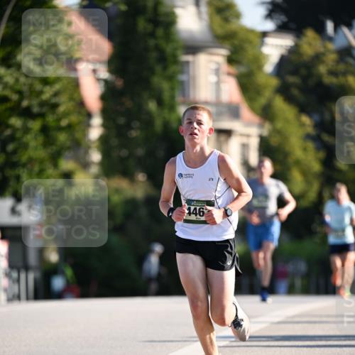 01.09.2024 - BARMER Alsterlauf Dr. Thomas Lammeyer http://msf.ph/oto/6887979 01.09.2024 09:22:20 Laufen 446 meine-sportfotos.de