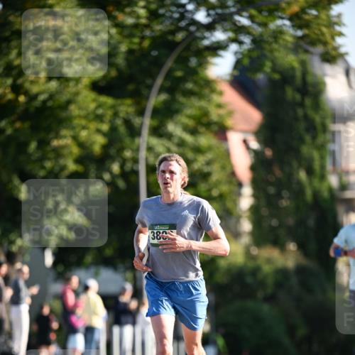 01.09.2024 - BARMER Alsterlauf Dr. Thomas Lammeyer http://msf.ph/oto/6887992 01.09.2024 09:22:24 Laufen 389 meine-sportfotos.de